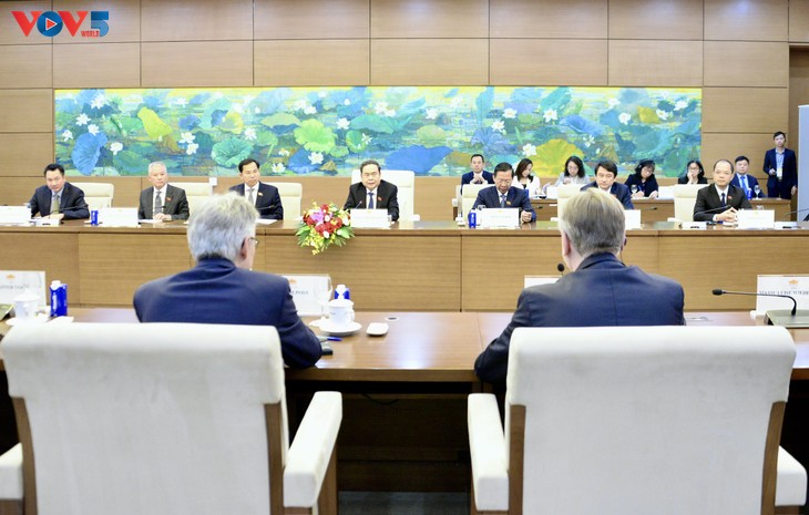 Chủ tịch Quốc hội tiếp Phó Chủ tịch Đảng Dân chủ Xã hội Đức và Chủ tịch Ủy ban Thương mại quốc tế của Nghị viện Châu Âu - ảnh 1