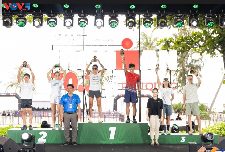 Ấn tượng giải 3 môn phối hợp BIM Group IRONMAN 70.3 Phú Quốc 2025  - ảnh 2