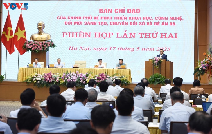 PM stresses importance of national, sectoral, local data - ảnh 1