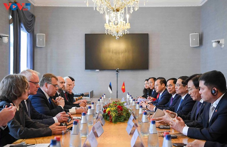 PM encourages Vietnam, Estonia to establish friendship parliamentary group - ảnh 2