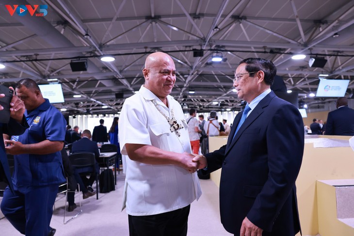 PM meets with Tuvalu counterpart, UNESCO chief  - ảnh 1