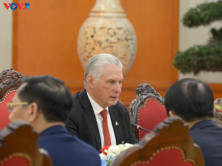 Vietnam, Cuba hold high-level talks - ảnh 3