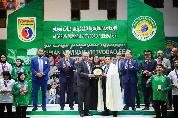 PM applauds Vietnamese martial arts practice in Algeria  - ảnh 1