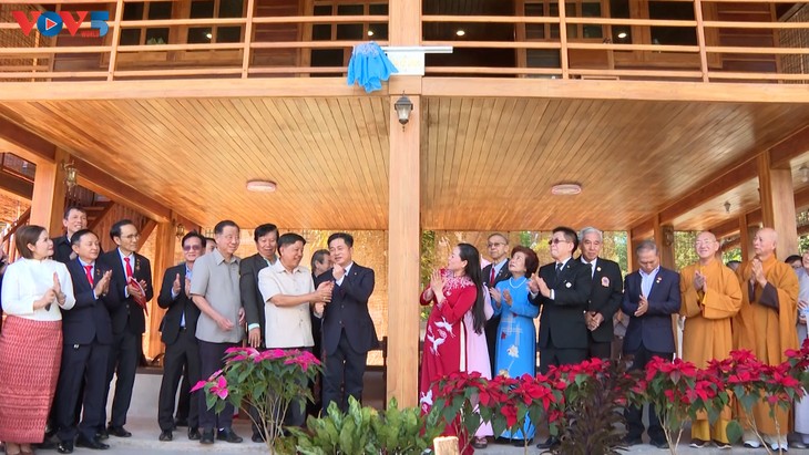 Ho Chi Minh stilt house inaugurated in Thailand - ảnh 1