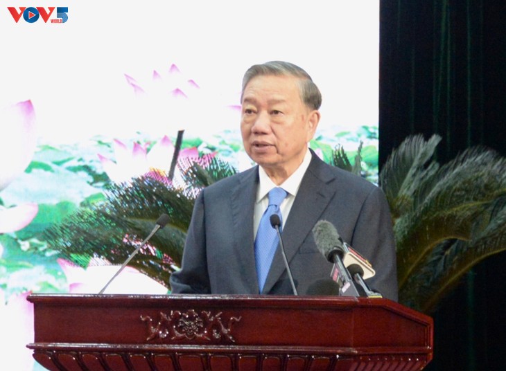 Military Technical Academy must lead army’s sci-tech research, says Party leader - ảnh 1