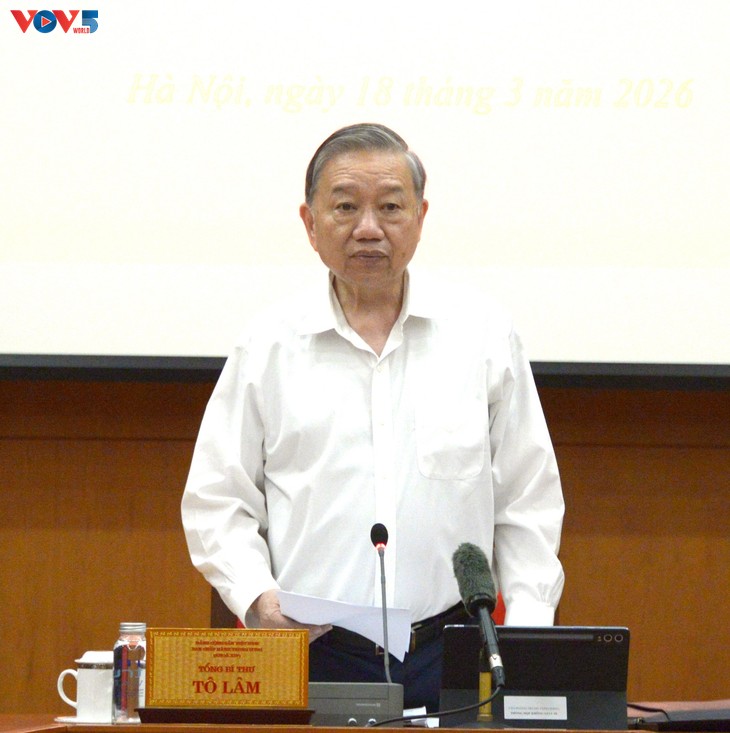 Party leader urges strategic technology development  - ảnh 2