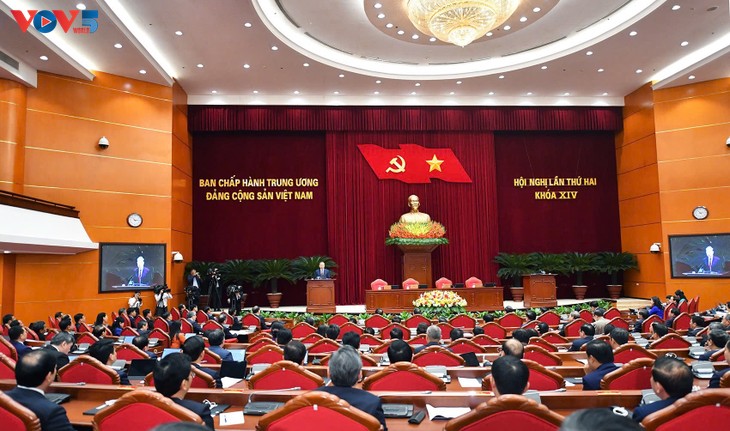 Party leader insists on strategic autonomy, two centenary goals - ảnh 1