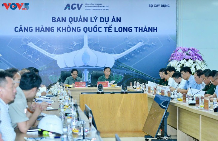 Long Thanh Airport to commence commercial operation by end of 2026 - ảnh 2