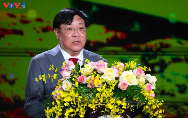 동탑성, 2025년 제2회 사덱 꽃‧관상용 나무 페스티벌 화려한 개막 - ảnh 2