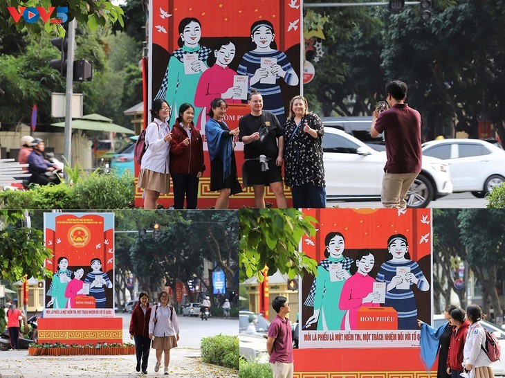 ‘전 국민 투표의 날’ 앞둔 하노이, 축제 분위기 속 선거 준비 ‘박차’ - ảnh 13