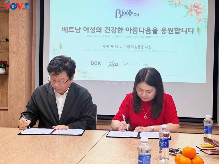 하노이대 한국어과 및 韓 사단법인 블루리본캠페인, 국제 교류 생태계 조성 ‘맞손’ - ảnh 1