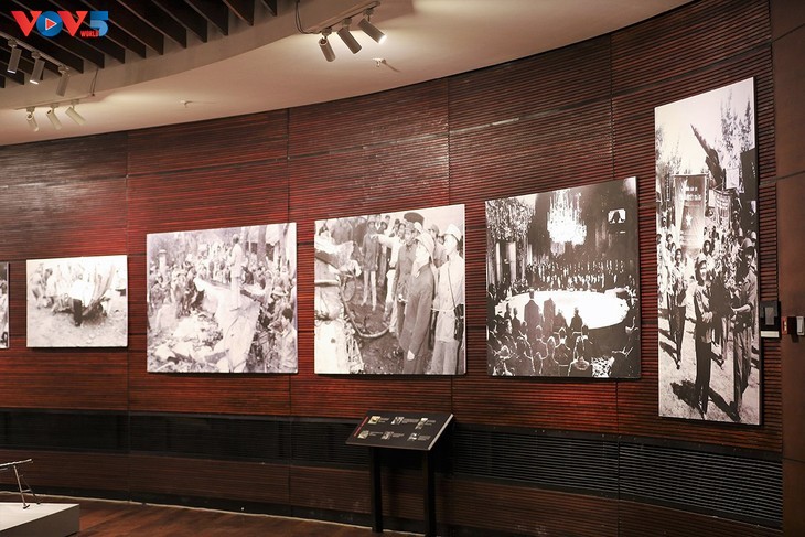 Выставка «Воспоминания о Дне воссоединения страны» в Музее Ханоя  - ảnh 11