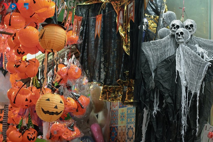 Không khí Halloween ở Hà Nội - ảnh 10