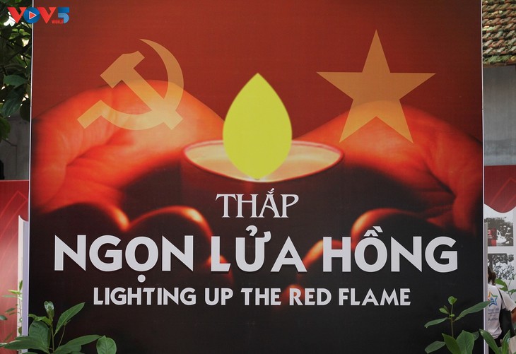 Trưng bày “Thắp ngọn lửa hồng” tri ân các anh hùng liệt sỹ - ảnh 1