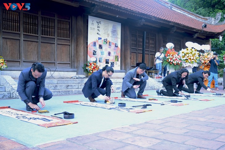 Triển lãm thư pháp chữ Quốc ngữ “Nghiên bút còn thơm” - ảnh 5