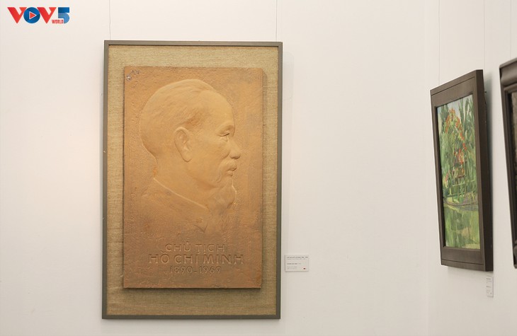 Hồ Chí Minh – Hình tượng sống mãi trong nghệ thuật  - ảnh 15