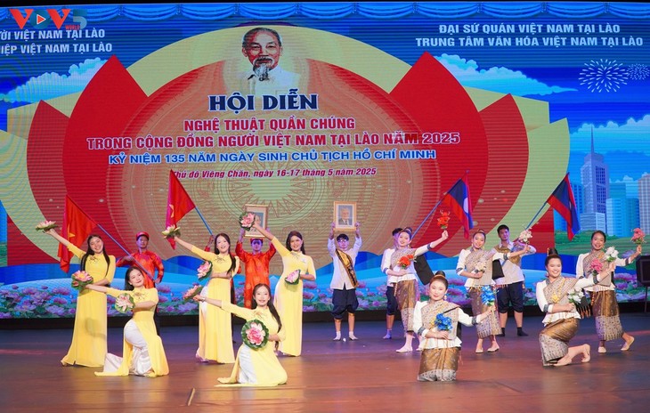 Kỷ niệm 135 năm Ngày sinh Chủ tịch Hồ Chí Minh tại nhiều quốc gia  - ảnh 3