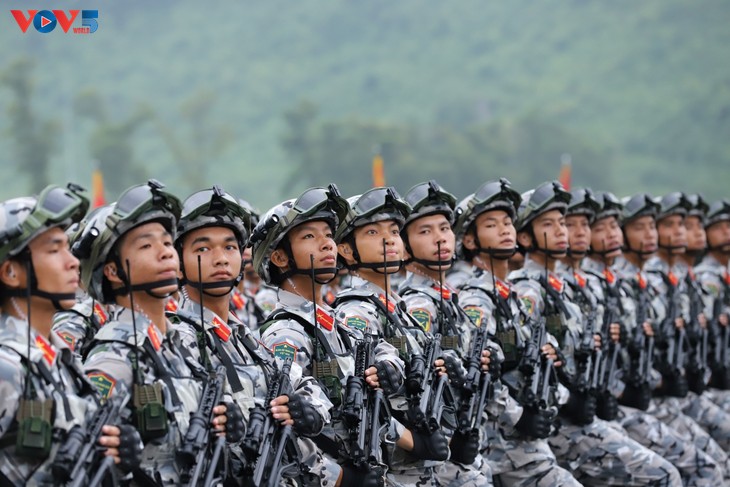 Những bước đi hiên ngang mang niềm tự hào dân tộc - ảnh 12