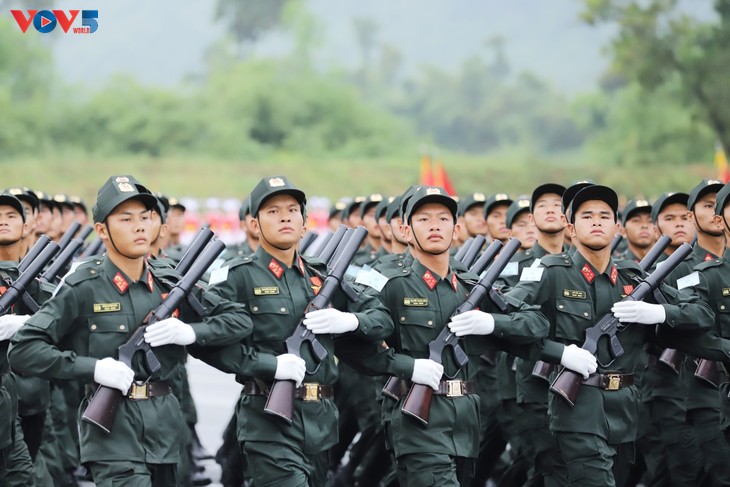 Những bước đi hiên ngang mang niềm tự hào dân tộc - ảnh 13