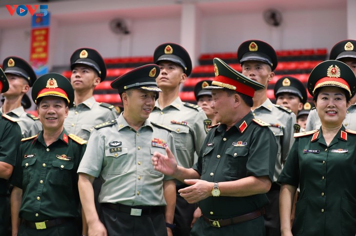 Bộ Quốc phòng gặp mặt quân nhân của 4 đoàn quân đội nước ngoài tham gia diễu binh - ảnh 5