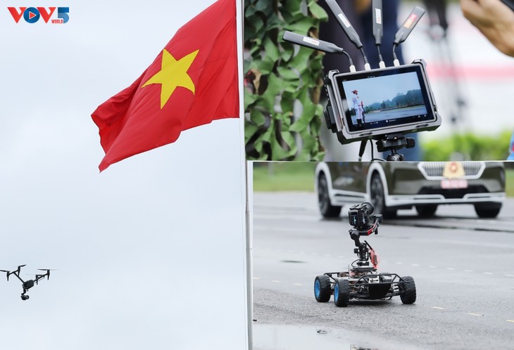 Khoảnh khắc phía sau ống kính: Nhà báo và 80 năm Quốc khánh - ảnh 19