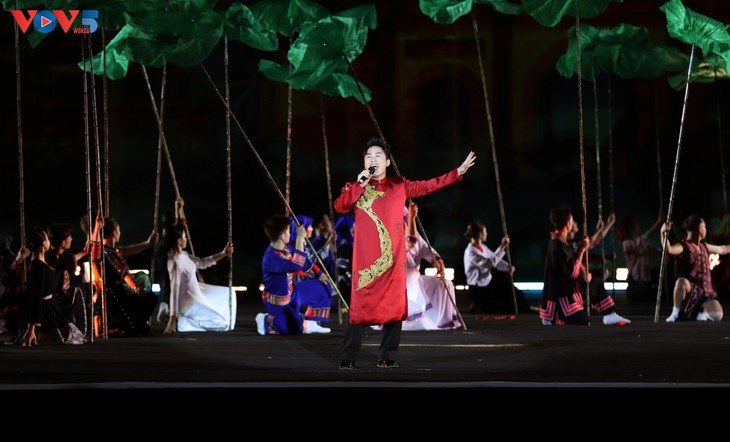 Lễ hội Văn hóa Thế giới lần thứ nhất rực rỡ khai màn tại Hà Nội - ảnh 10