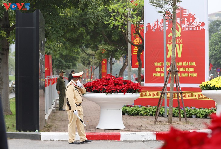 An ninh được thắt chặt trước thềm Đại hội XIV của Đảng - ảnh 6