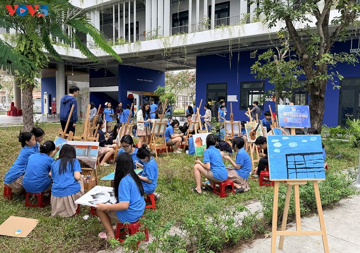 “Chấm & Chạm” – Khi nghệ thuật trở thành điểm tựa tinh thần - ảnh 3