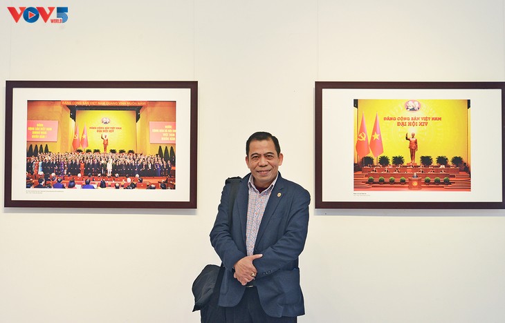 Triển lãm ảnh Mừng Đảng, Mừng Xuân và thành công Đại hội XIV của Đảng - ảnh 8