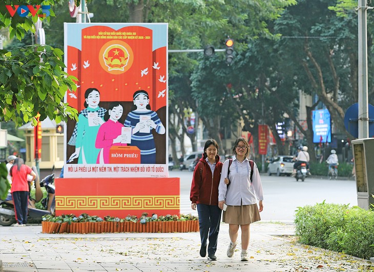 Rạng rỡ sắc màu “Ngày hội của non sông” trên mọi miền Tổ quốc - ảnh 2