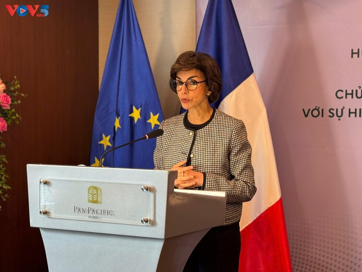 Tiến sĩ Ngô Phương Lan được trao tặng Huân chương Văn học Nghệ thuật bậc Sĩ quan của Pháp - ảnh 3