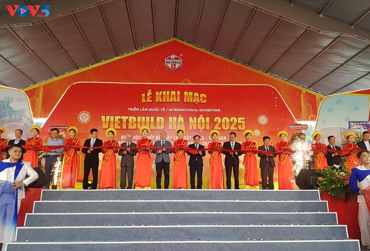 Khai mạc Triển lãm Quốc tế VIETBUILD Hà Nội lần thứ 2 năm 2025 - ảnh 2