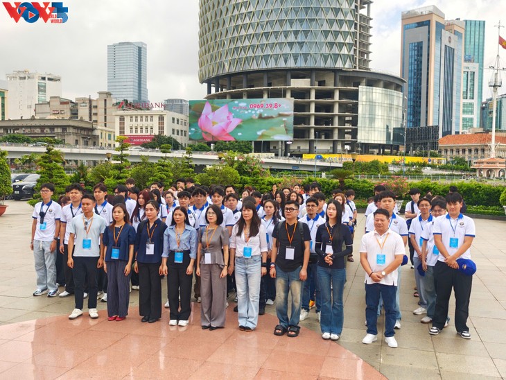 Trại sinh kiều bào Trại hè 2025: nghẹn ngào, tự hào khi “chạm vào” lịch sử dân tộc - ảnh 6