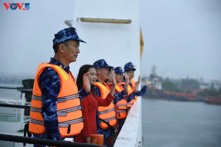 Tàu Cảnh sát biển Việt Nam bắt đầu hải trình đến Indonesia - ảnh 1