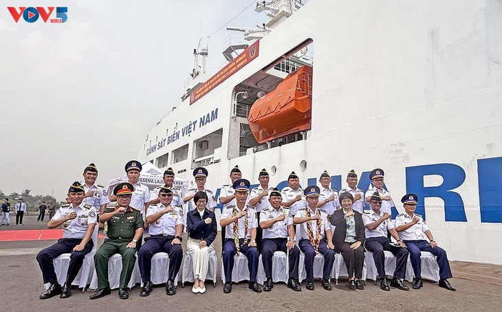 Tàu Cảnh sát biển Việt Nam tới Indonesia, thúc đẩy quan hệ hữu nghị truyền thống - ảnh 3