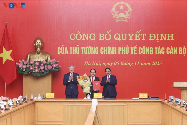 Thủ tướng Phạm Minh Chính trao Quyết định bổ nhiệm Phó Tổng Thanh tra Thường trực Thanh tra Chính phủ - ảnh 1