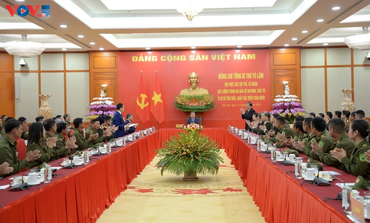 Tổng Bí thư Tô Lâm gặp mặt các tập thể, cá nhân tiêu biểu tham gia bảo vệ an ninh trật tự tại cơ sở - ảnh 2