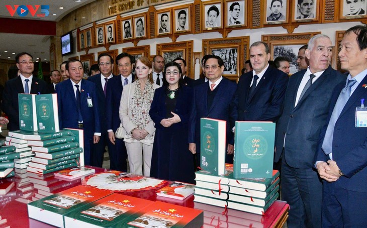 Thủ tướng Phạm Minh Chính dự Lễ ra mắt bản dịch tiếng Arab cuốn sách “Điện Biên Phủ” của Đại tướng Võ Nguyên Giáp - ảnh 1