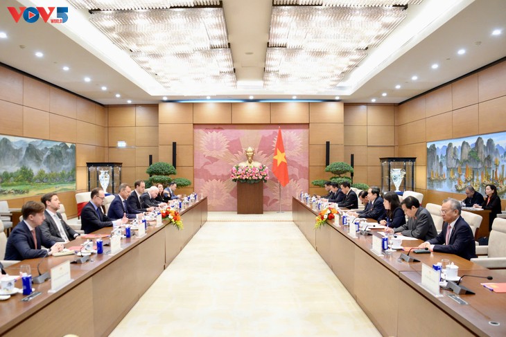 Phát huy hơn nữa các tiềm năng hợp tác giữa Việt Nam và LB Nga - ảnh 2