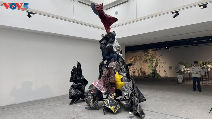 Điểm chạm khoa học – Khi tri thức được cảm nhận bằng nghệ thuật - ảnh 4