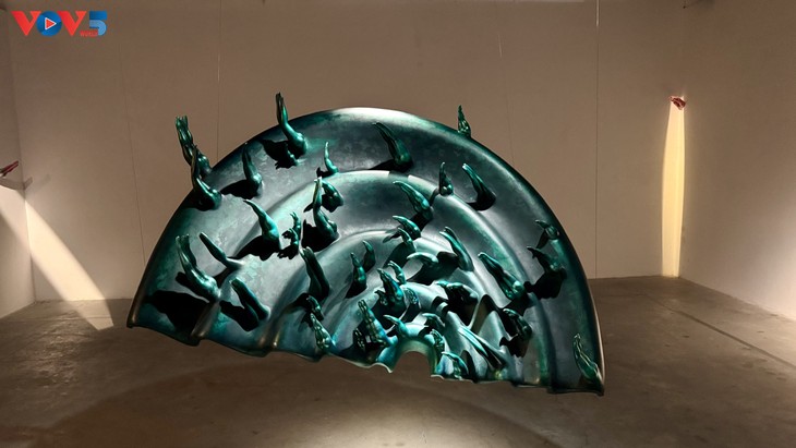 Điểm chạm khoa học – Khi tri thức được cảm nhận bằng nghệ thuật - ảnh 5