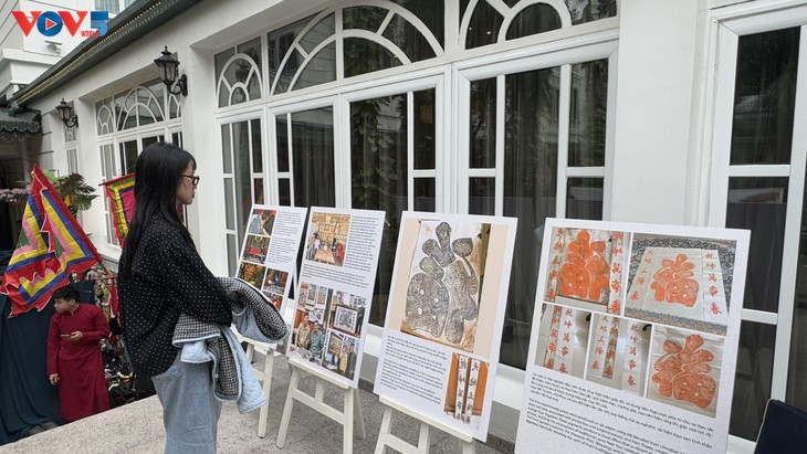 Hồi sinh Liễn làng Chuồn – Khi người trẻ đánh thức một dòng tranh Tết xứ Huế - ảnh 4