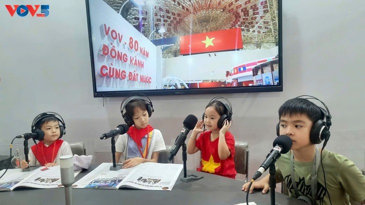 Voice of Vietnam: 80 years with the nation - ảnh 16