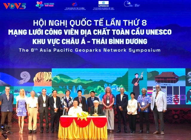 Bế mạc Hội nghị lần thứ 8 Mạng lưới Công viên địa chất toàn cầu UNESCO khu vực Châu Á - Thái Bình Dương - ảnh 1