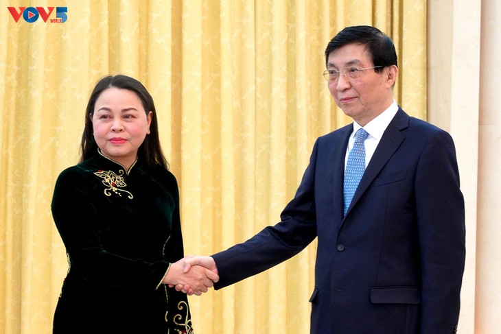 Đoàn đại biểu cấp cao Mặt trận Tổ quốc Việt Nam thăm và làm việc tại Bắc Kinh  - ảnh 2