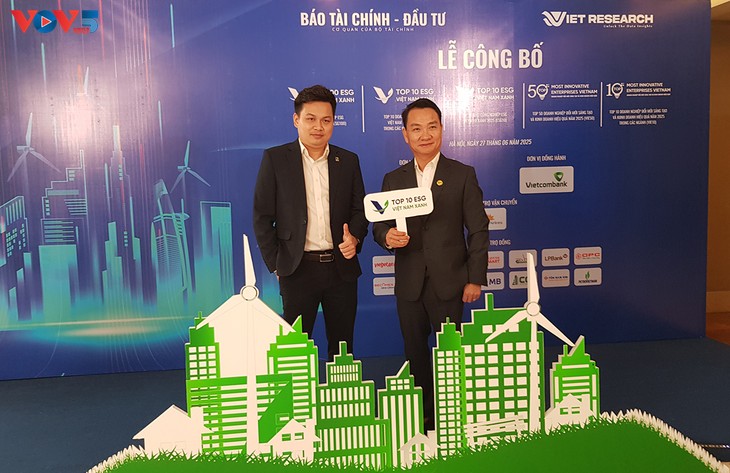 Công bố Top 10 Doanh nghiệp đổi mới sáng tạo và kinh doanh hiệu quả 2025 - ảnh 2