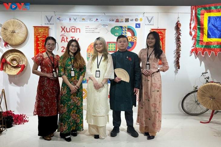 Tuổi trẻ Việt Nam tại Pháp: Đại hội XIV của Đảng là lời hiệu triệu cống hiến - ảnh 2