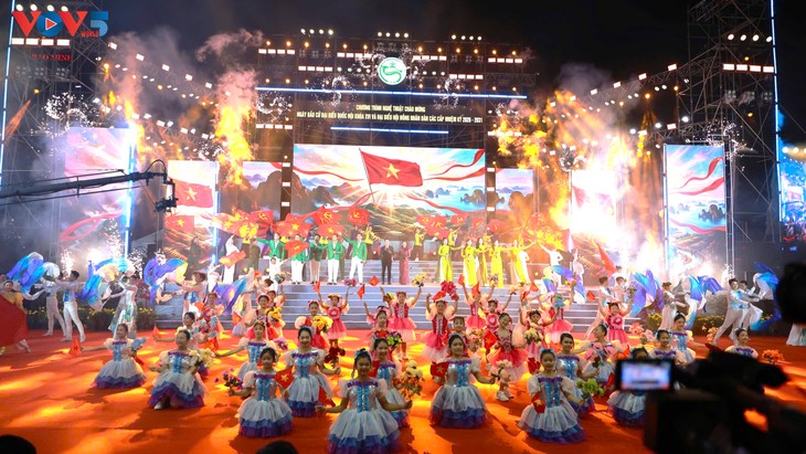 Đặc sắc chương trình nghệ thuật “Cần Thơ – Mừng ngày hội lớn” - ảnh 2