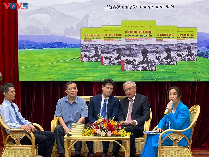 Presentan el libro “Memorias de Dien Bien Phu – Testigos dando voces” - ảnh 1