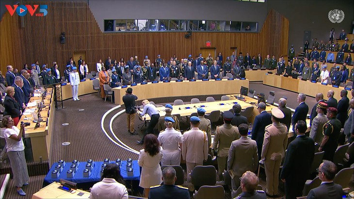 Conmemoran 77.º aniversario de las operaciones de paz de la ONU - ảnh 1